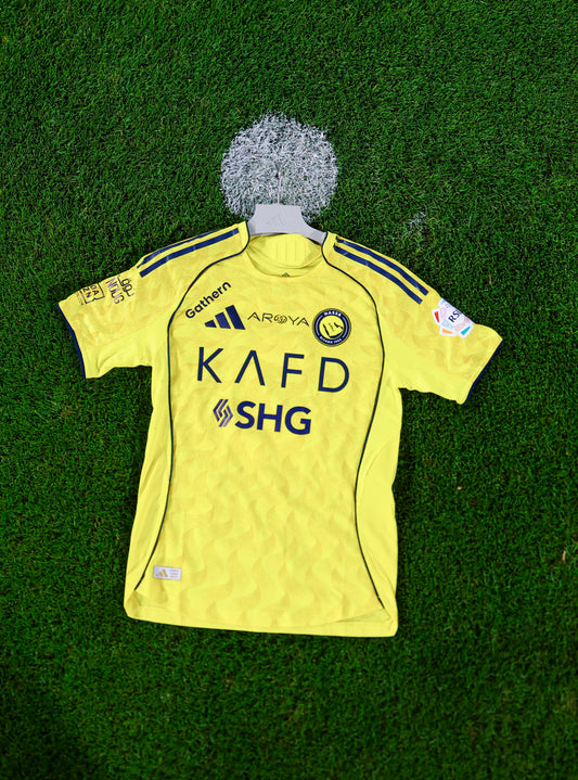 The badge meets the battlefield .